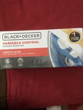 Iron - Black & Decker Compact Steam Iron (Variable Control) Smooth Glide